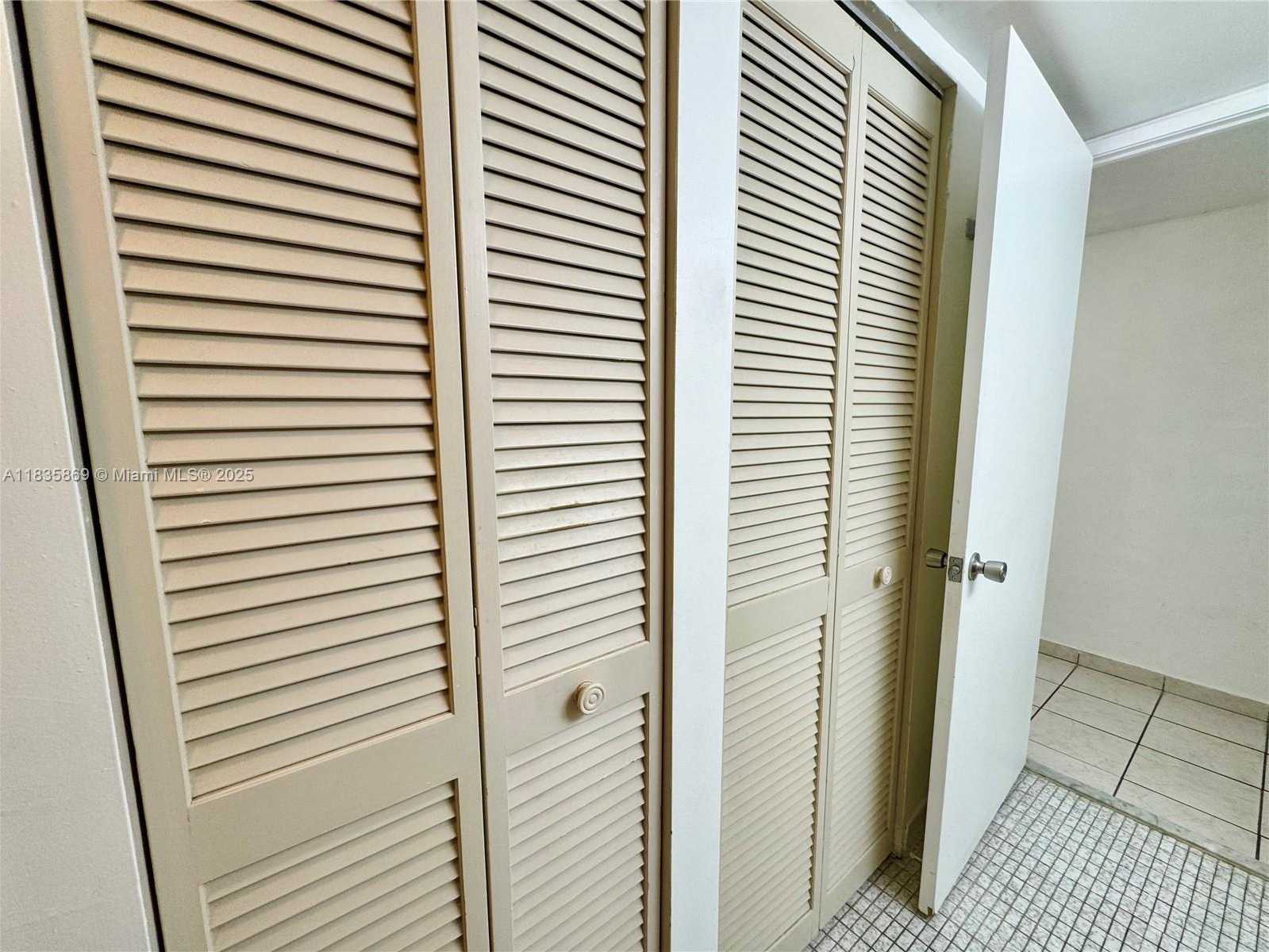 Small Image of 210 174TH ST #1215, Sunny Isles Beach Number 15