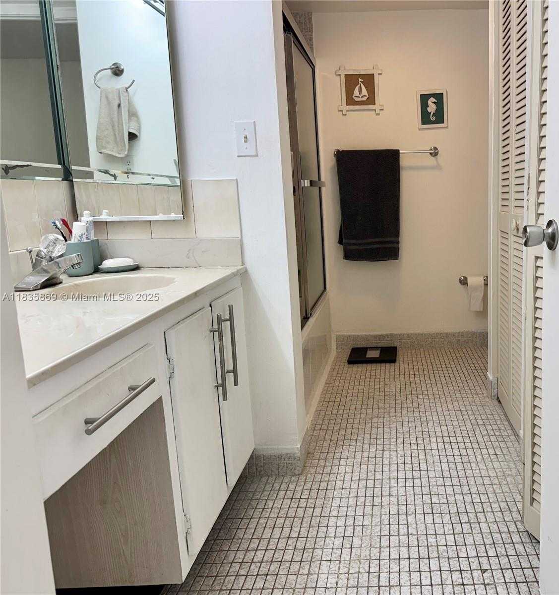 Small Image of 210 174TH ST #1215, Sunny Isles Beach Number 16
