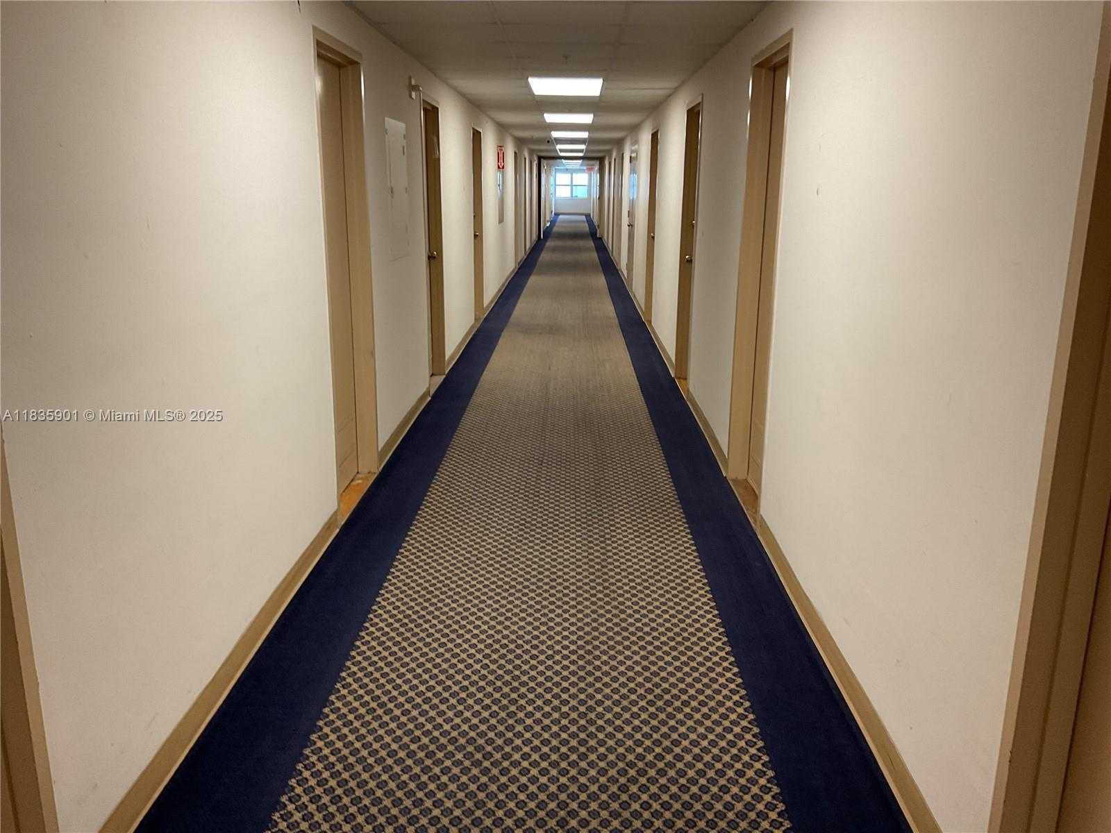 Small Image of 400 KINGS POINT DR #623, Sunny Isles Beach Number 15