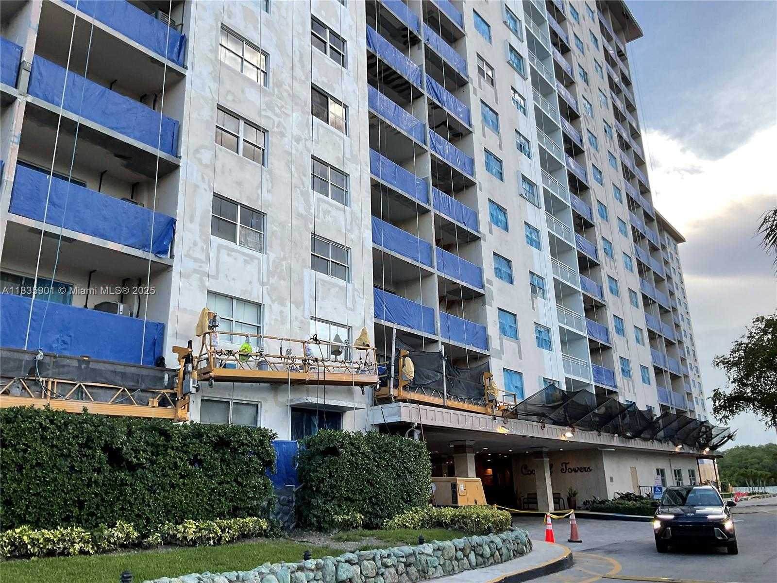 Small Image of 400 KINGS POINT DR #623, Sunny Isles Beach Number 5