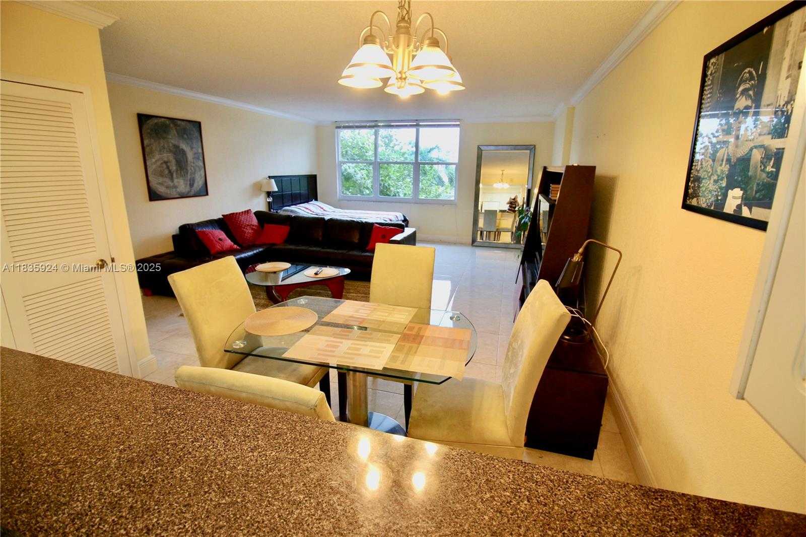 Small Image of 2501 SOUTH OCEAN DR #427, Hollywood Number 8