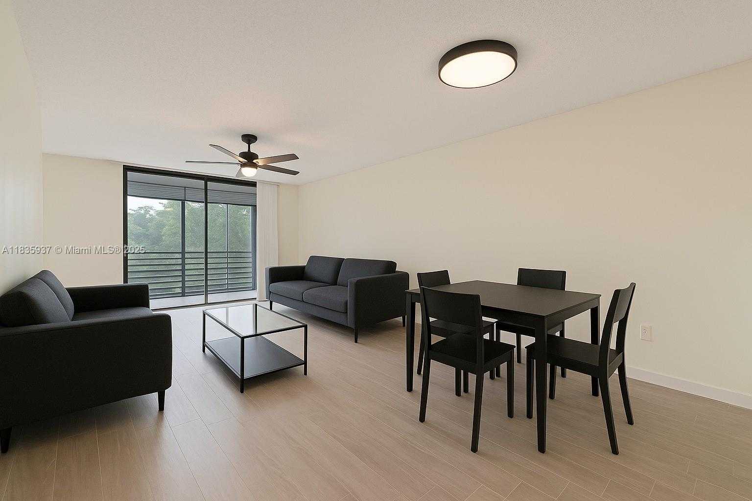 Small Image of 1001 COLONY POINT CIR #419, Pembroke Pines Number 8