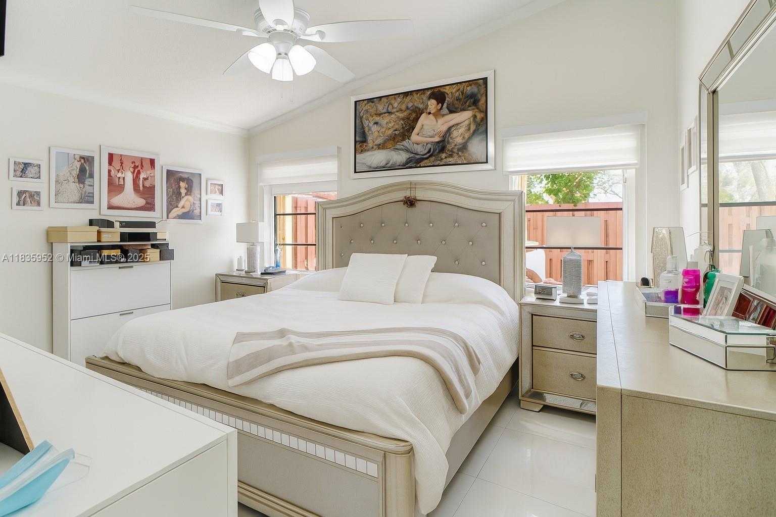 Small Image of 17012 NORTH WEST 66TH CT, Hialeah Number 7