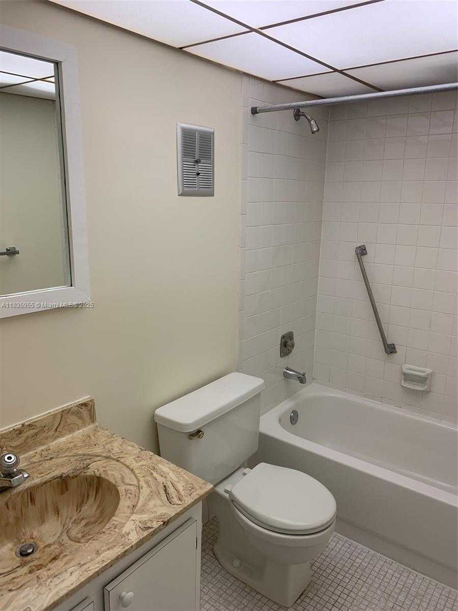 Small Image of 7500 NORTH WEST 17TH ST #109, Plantation Number 15