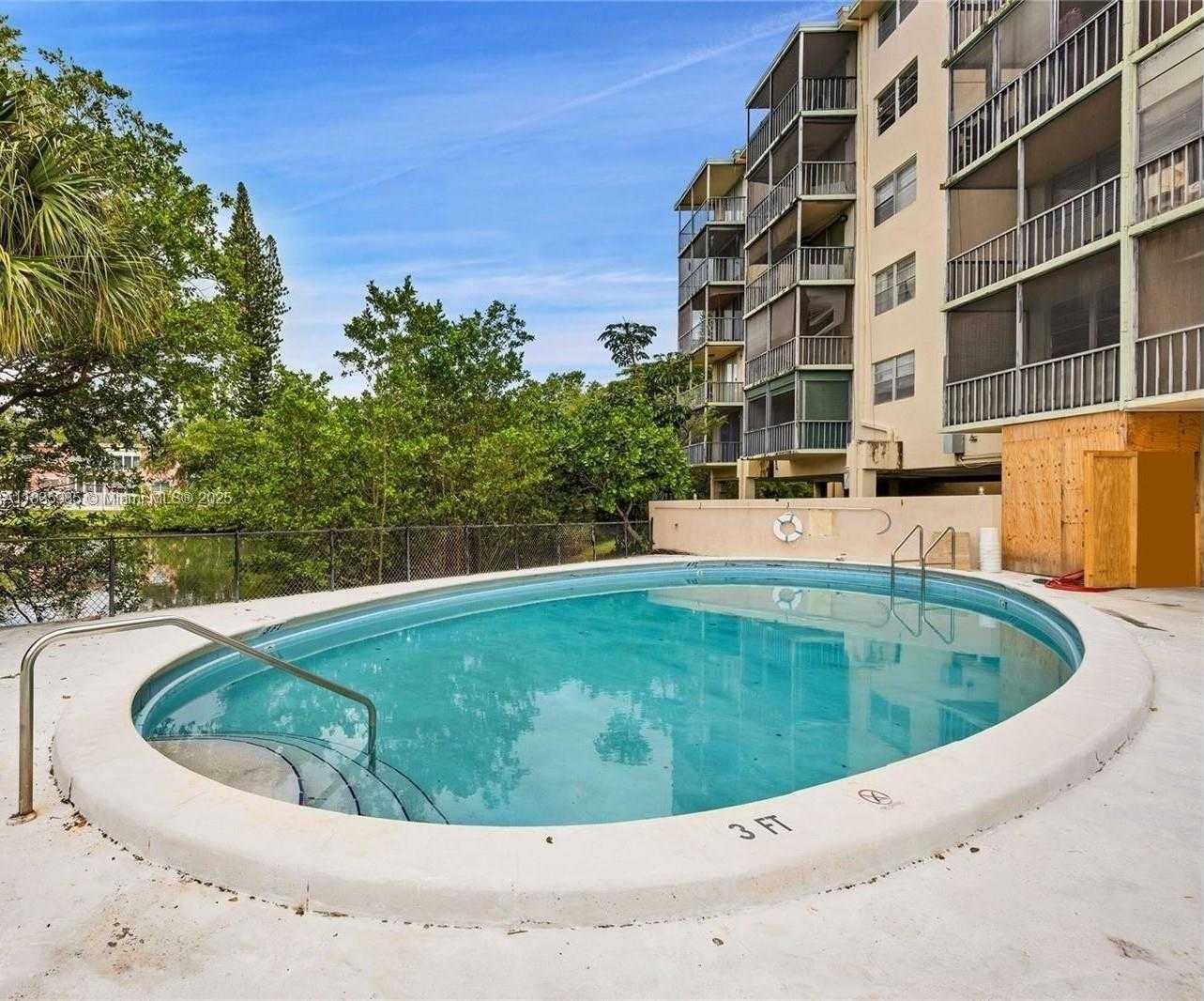 Small Image of 12590 NORTH EAST 16TH AVE #605, North Miami Number 11