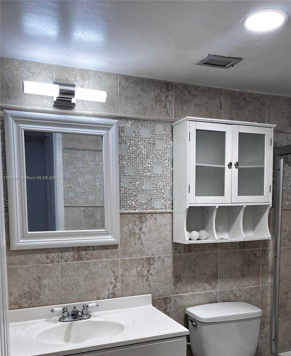 Small Image of 12590 NORTH EAST 16TH AVE #605, North Miami Number 7