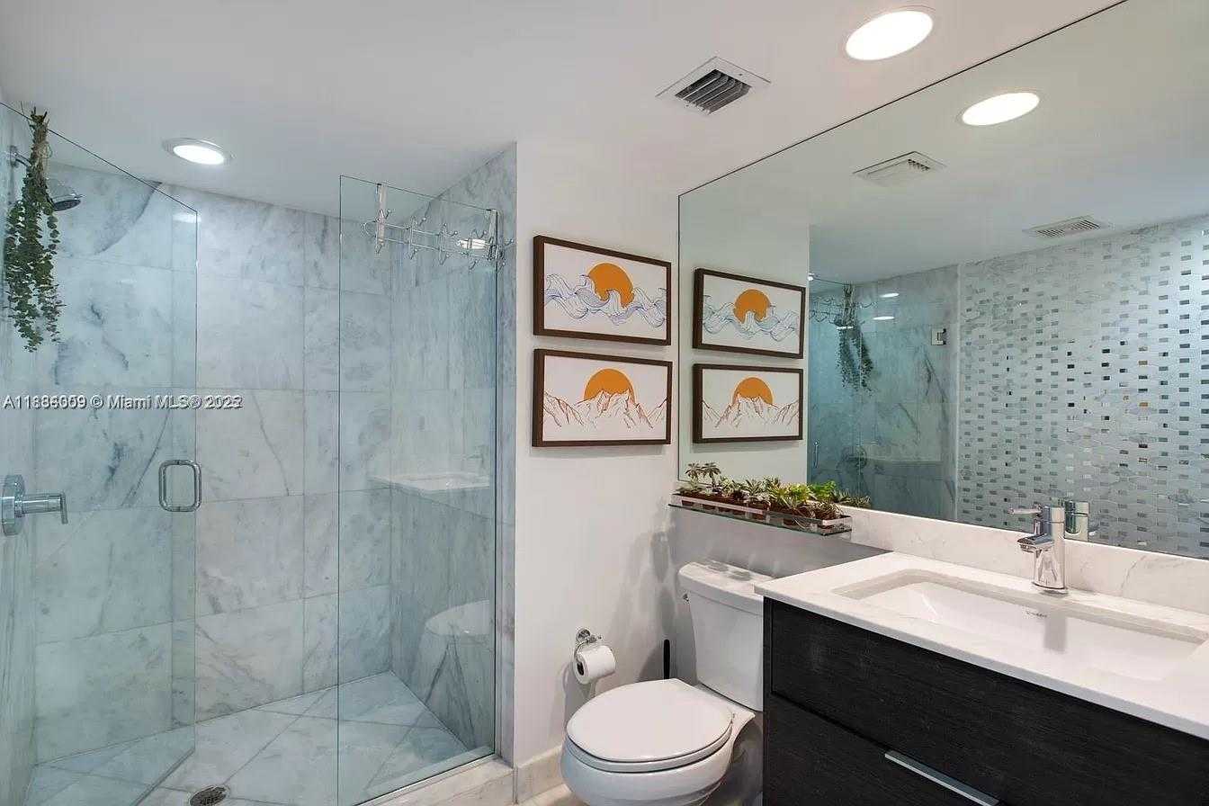 Small Image of 421 MERIDIAN AVE #15, Miami Beach Number 15