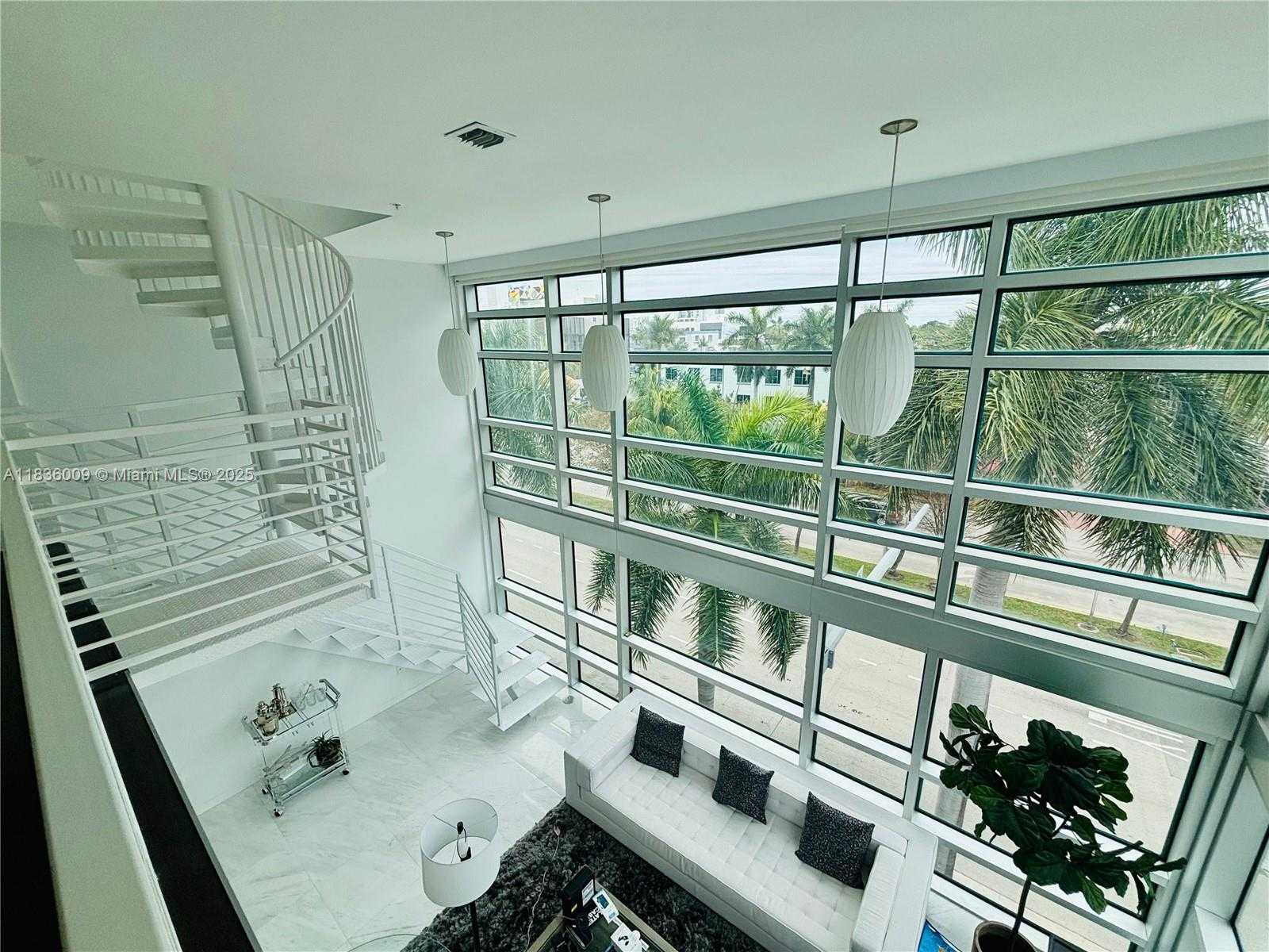 Small Image of 421 MERIDIAN AVE #15, Miami Beach Number 7