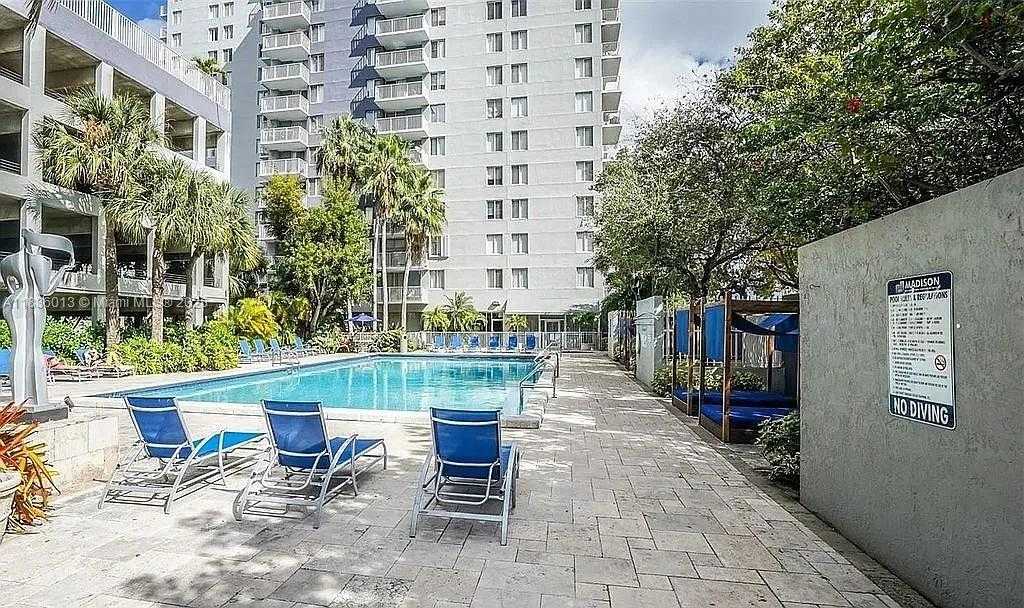 Small Image of 800 NORTH MIAMI AVE #E-707, Miami Number 15