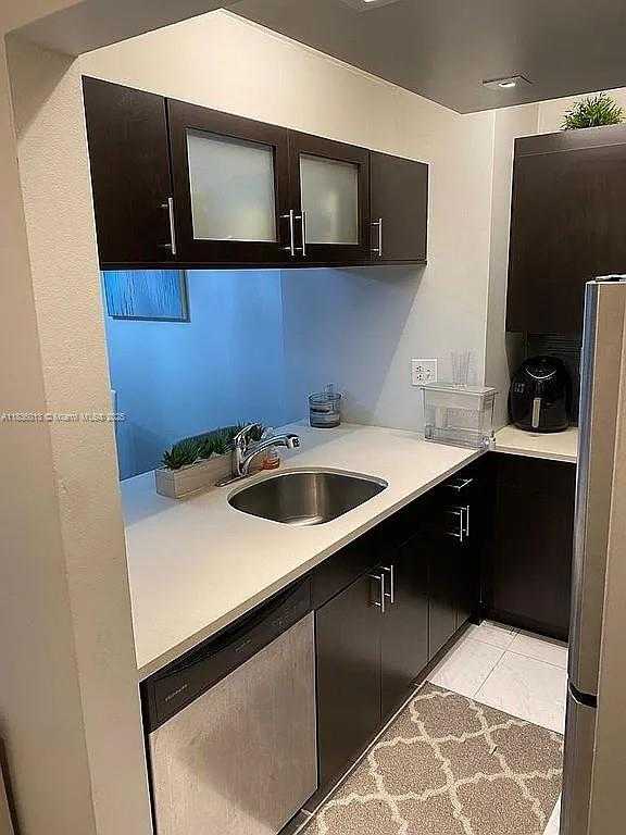 Small Image of 800 NORTH MIAMI AVE #E-707, Miami Number 5