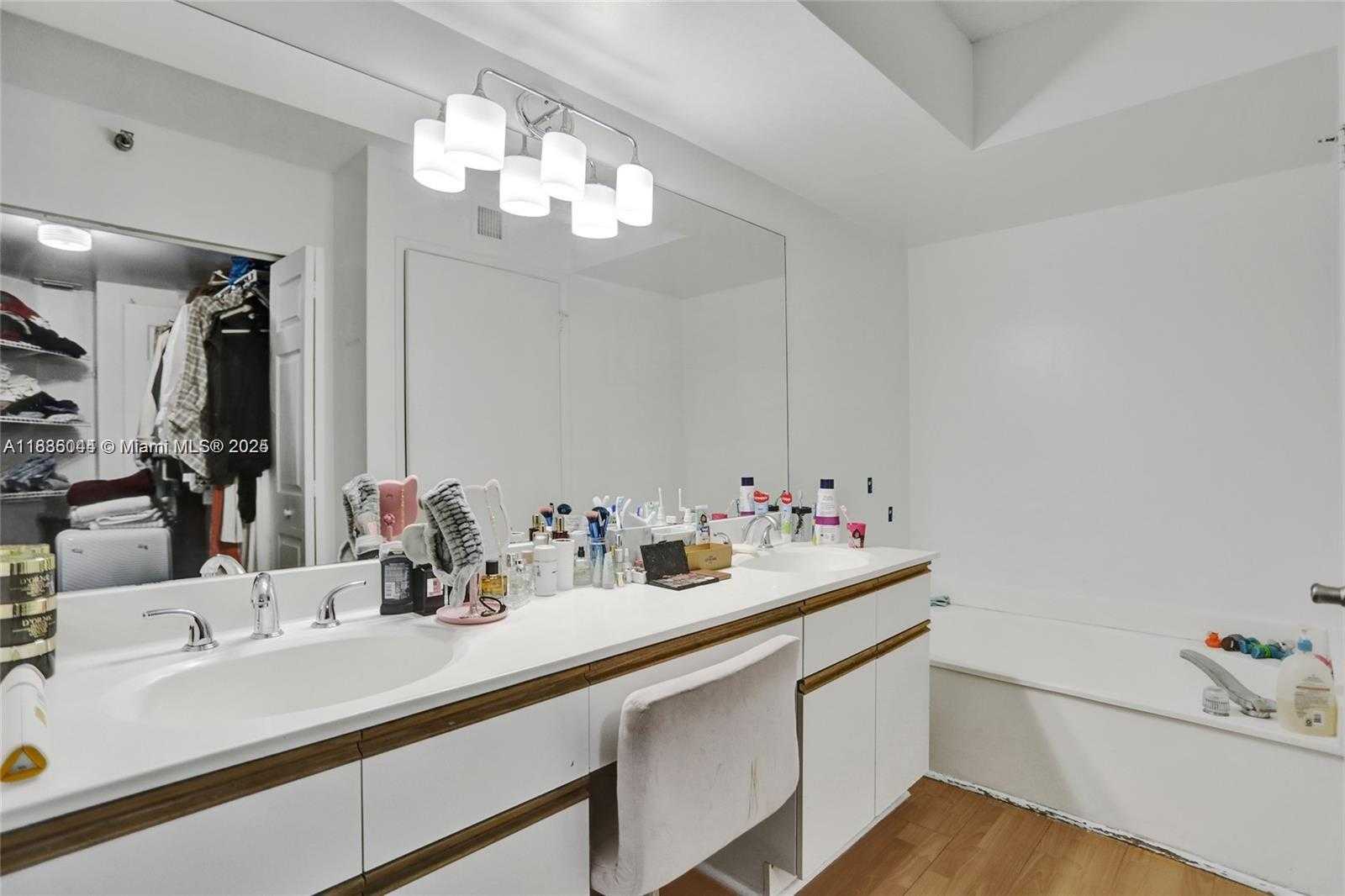 Small Image of 3400 NORTH EAST 192ND ST #1403, Aventura Number 7