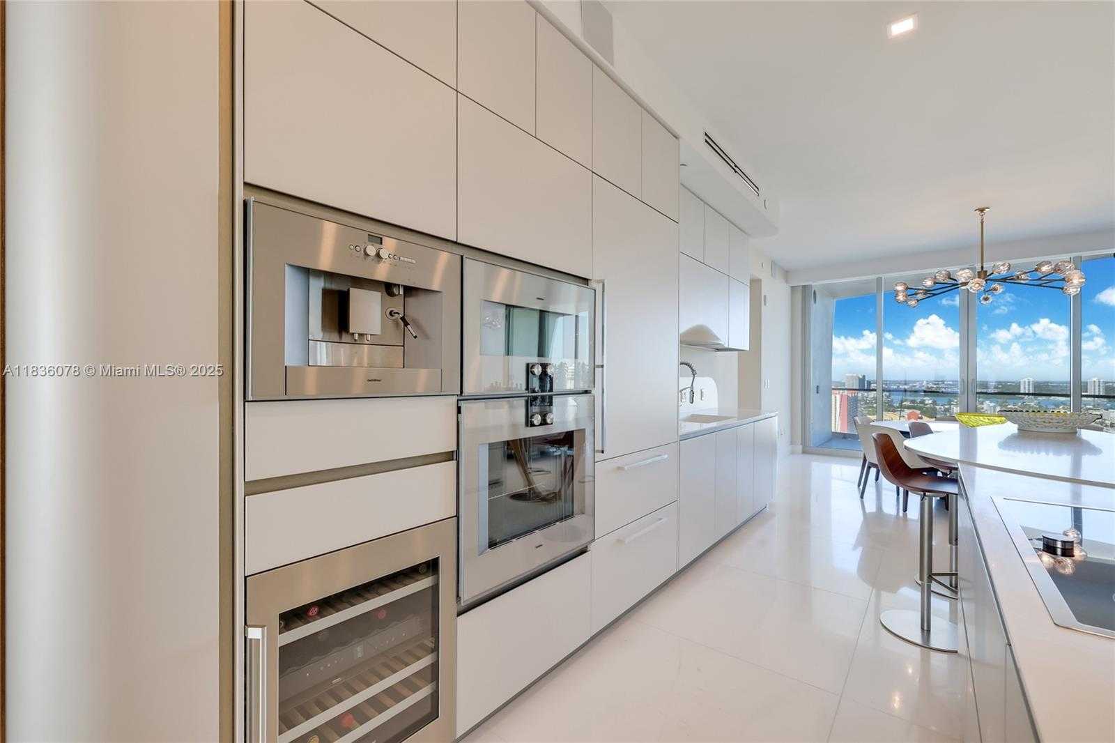 Small Image of 16901 COLLINS AVE #2702, Sunny Isles Beach Number 10