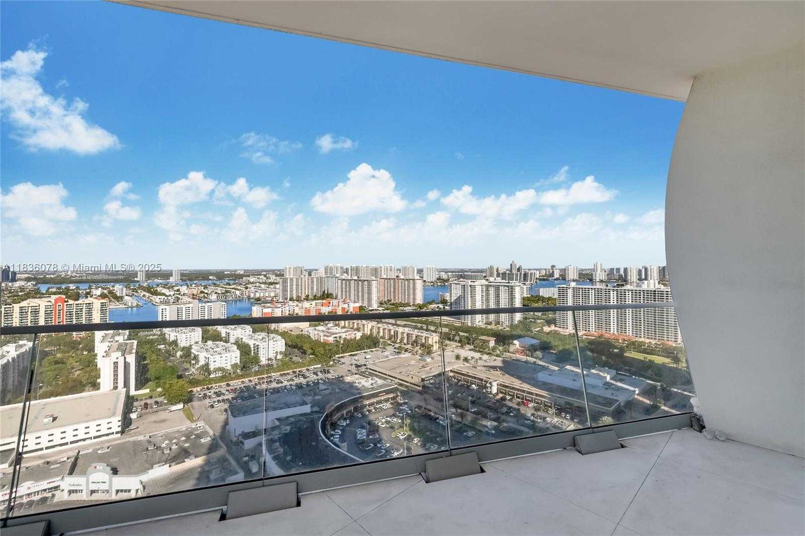 Small Image of 16901 COLLINS AVE #2702, Sunny Isles Beach Number 13