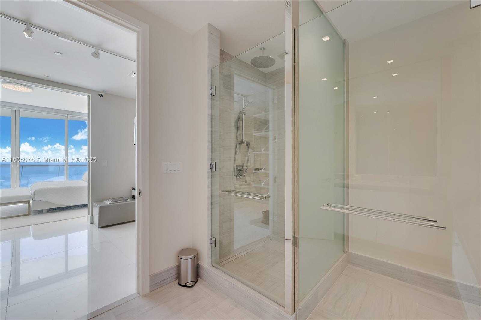 Small Image of 16901 COLLINS AVE #2702, Sunny Isles Beach Number 17