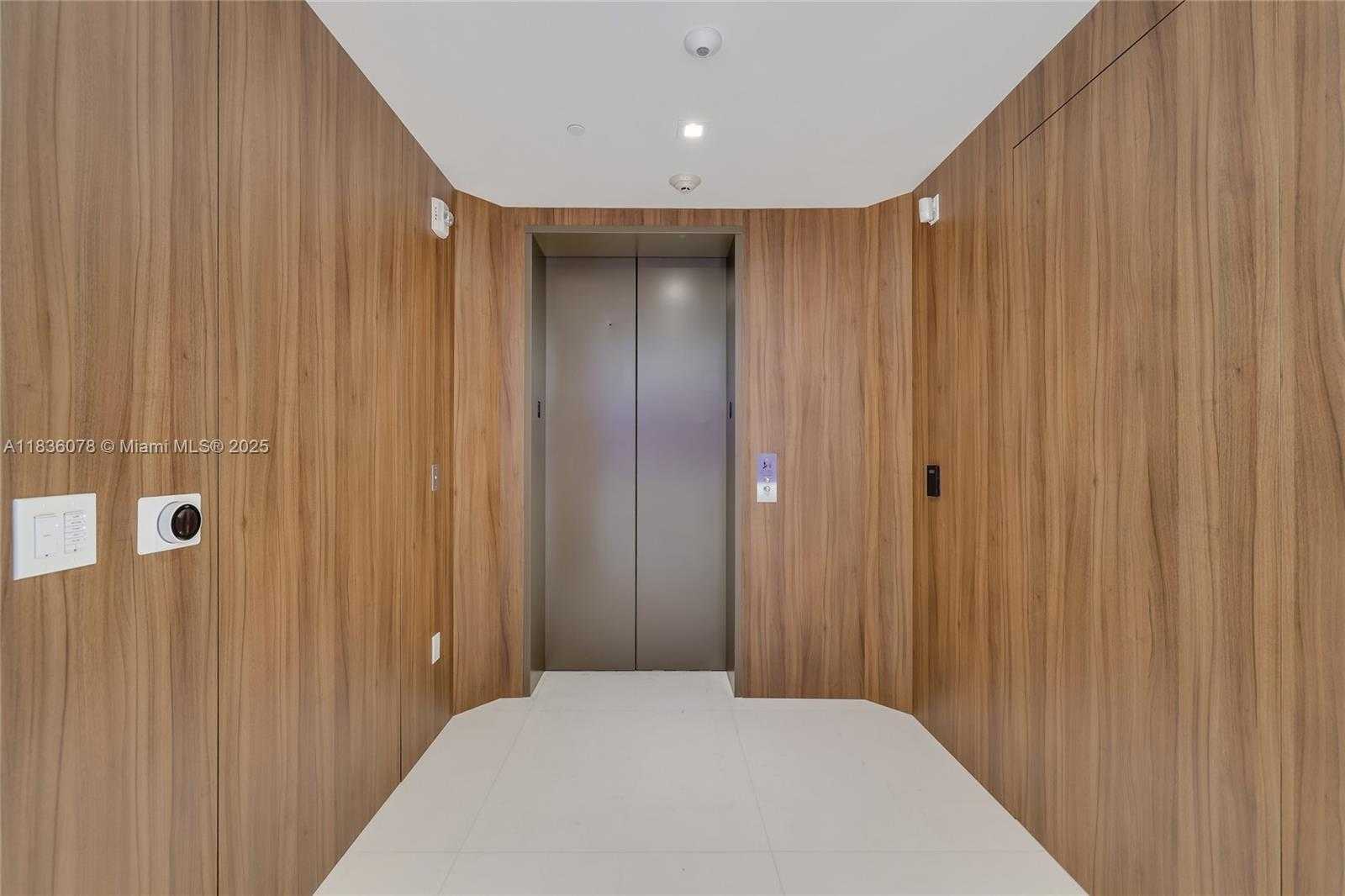 Small Image of 16901 COLLINS AVE #2702, Sunny Isles Beach Number 6