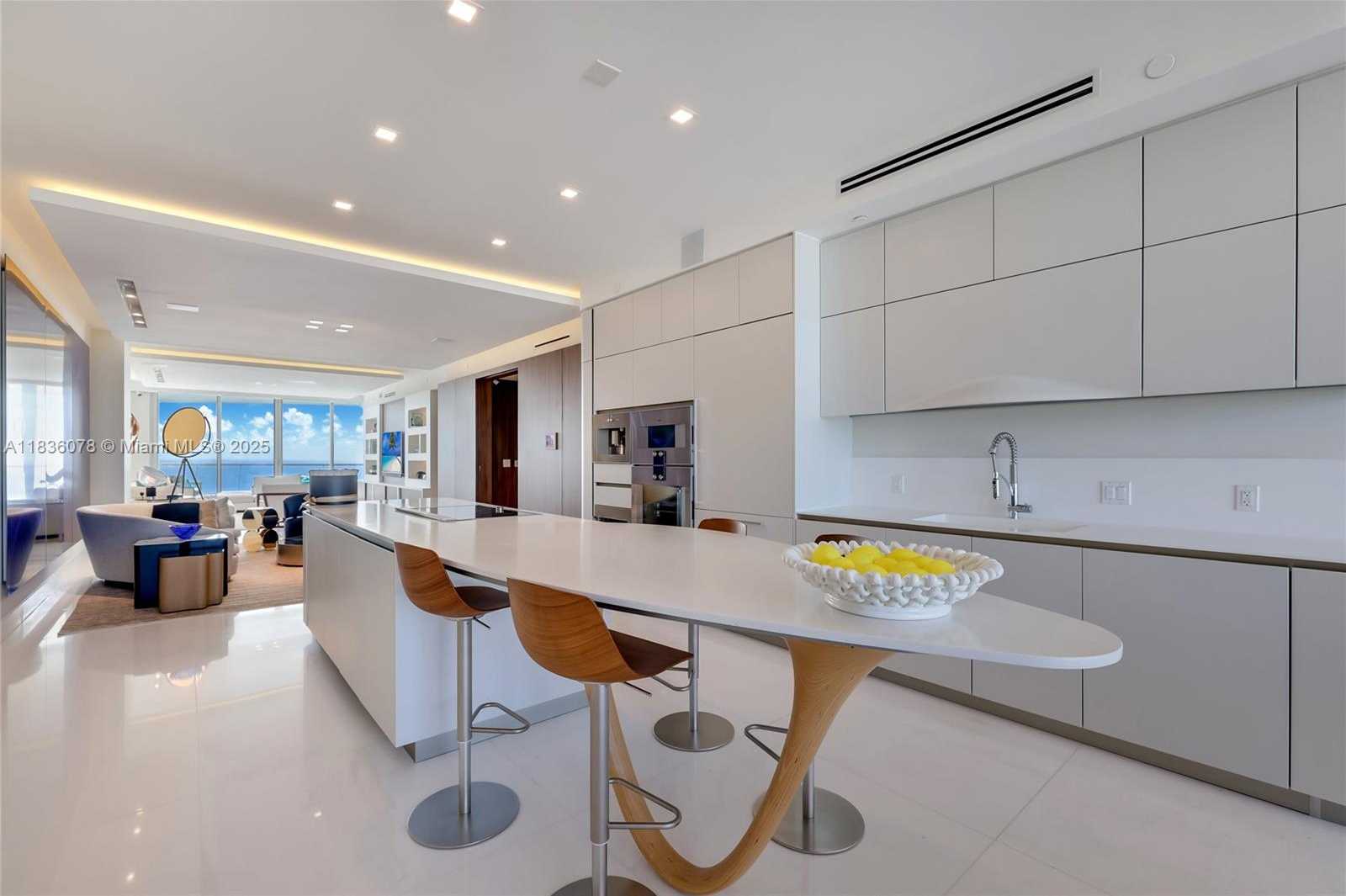 Small Image of 16901 COLLINS AVE #2702, Sunny Isles Beach Number 9