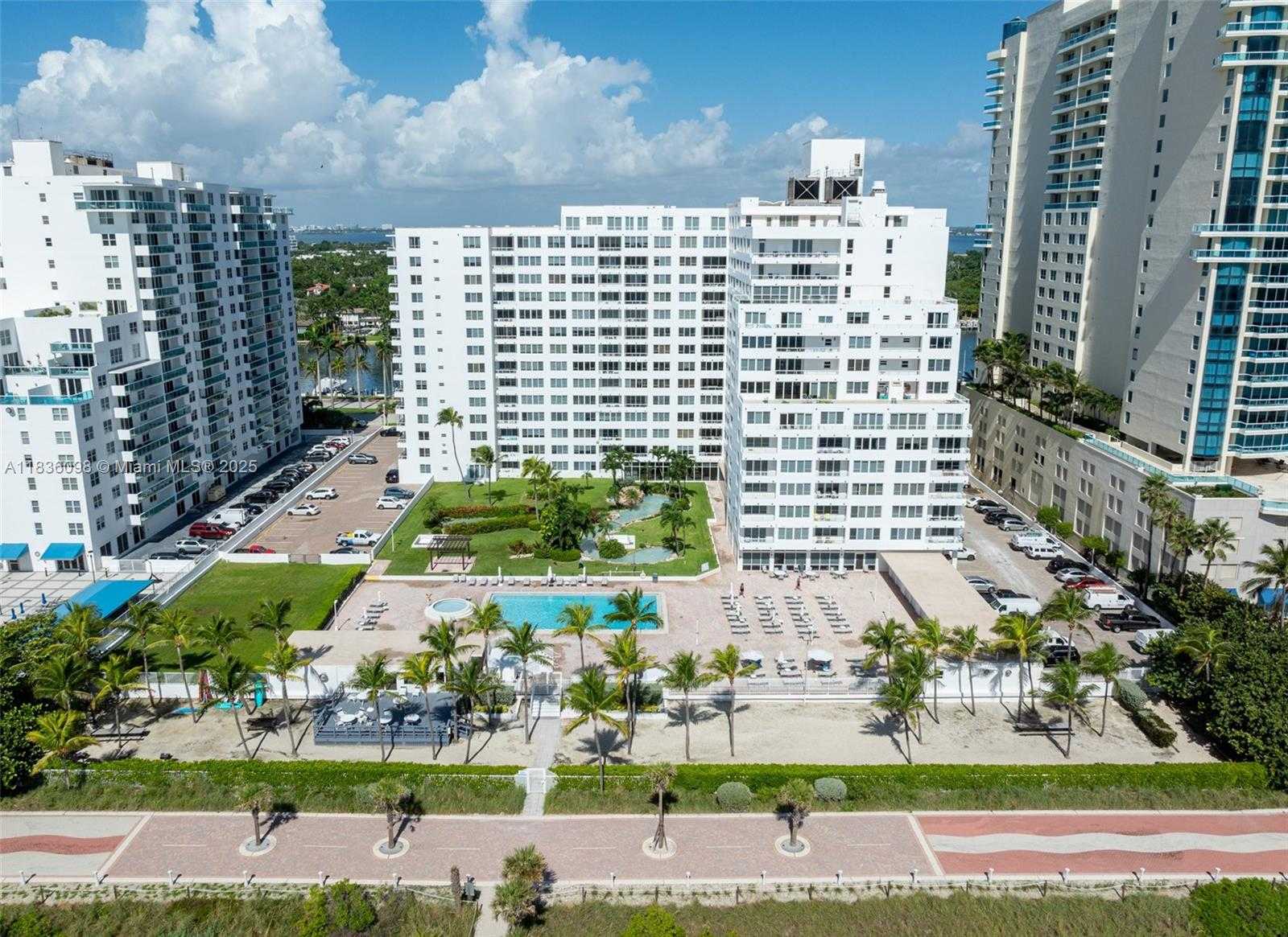 Small Image of 5005 COLLINS AVE #815, Miami Beach Number 25