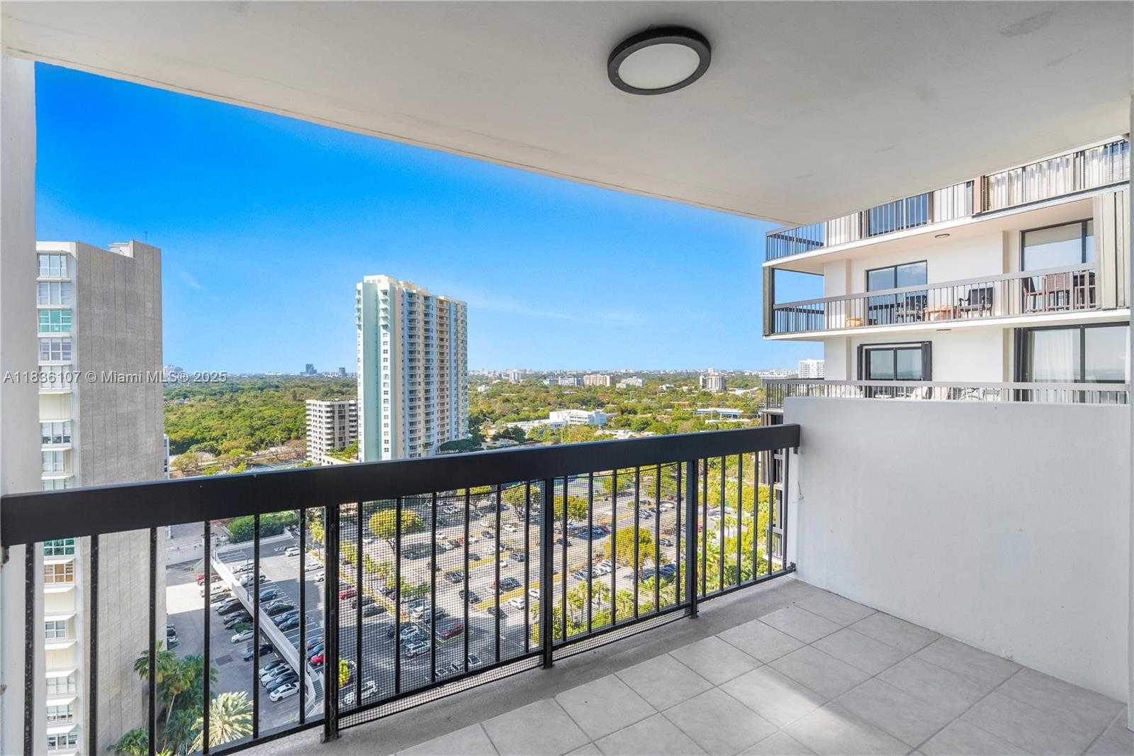 Small Image of 2333 BRICKELL AVE #1908, Miami Number 14
