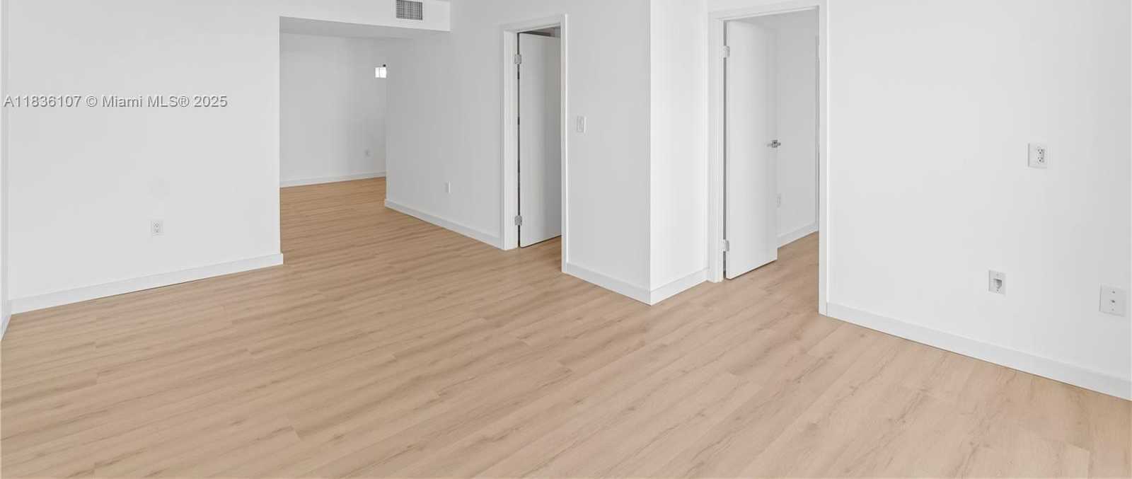 Small Image of 2333 BRICKELL AVE #1908, Miami Number 16