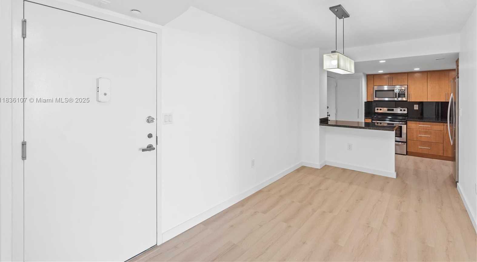 Small Image of 2333 BRICKELL AVE #1908, Miami Number 2
