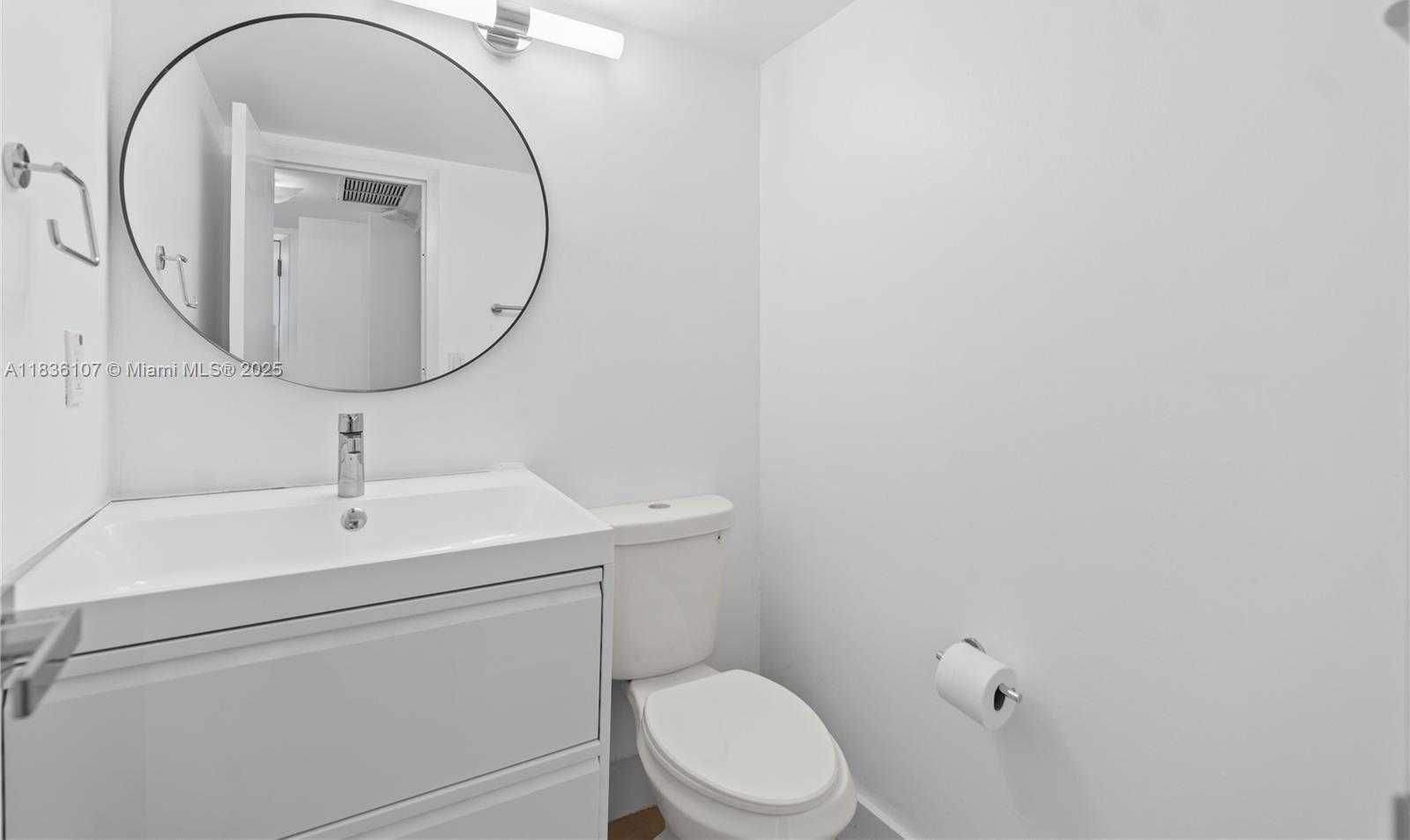 Small Image of 2333 BRICKELL AVE #1908, Miami Number 7