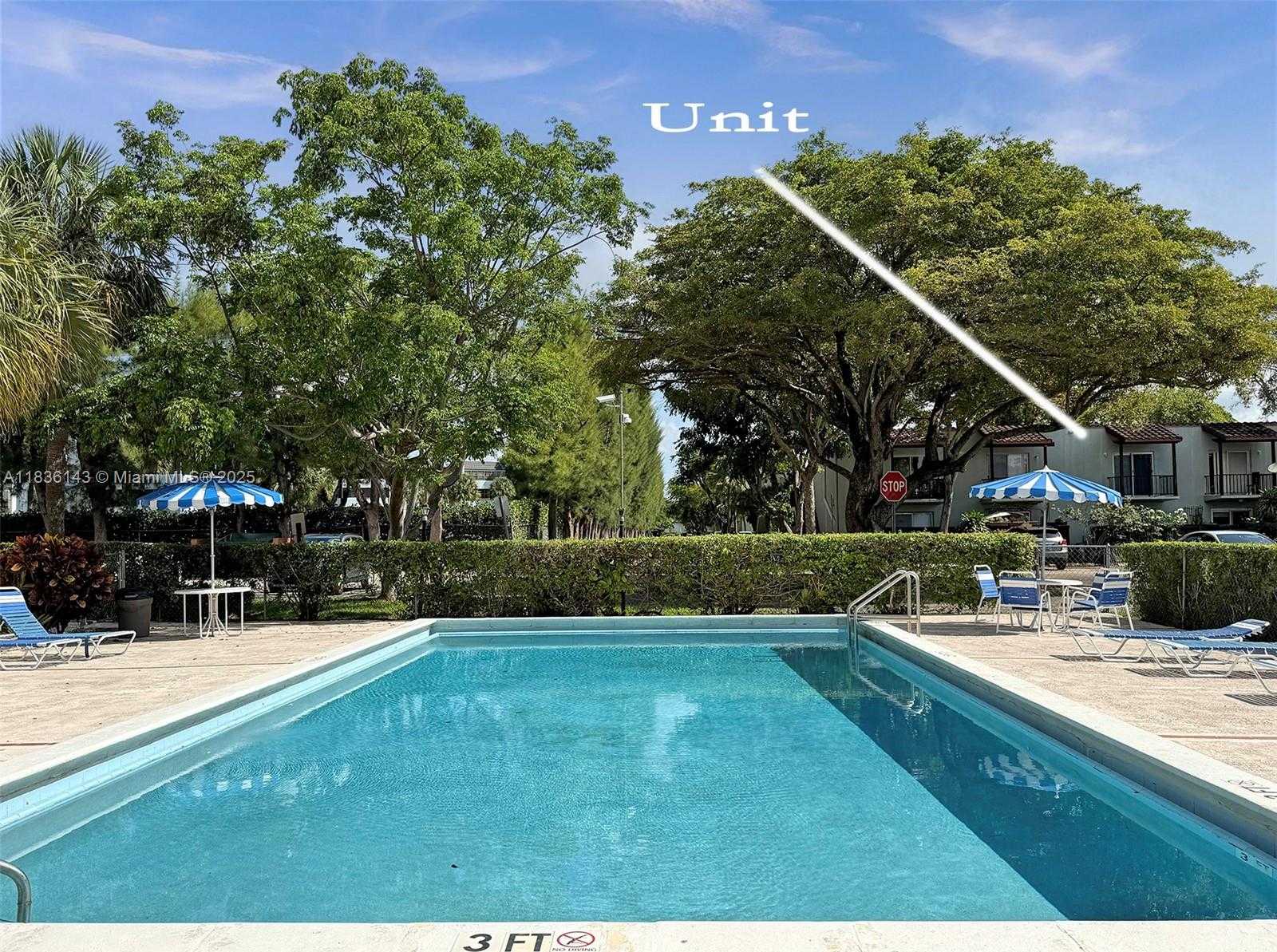 Small Image of 10824 N Kendall Dr, Miami, FL 33176, USA Number 21