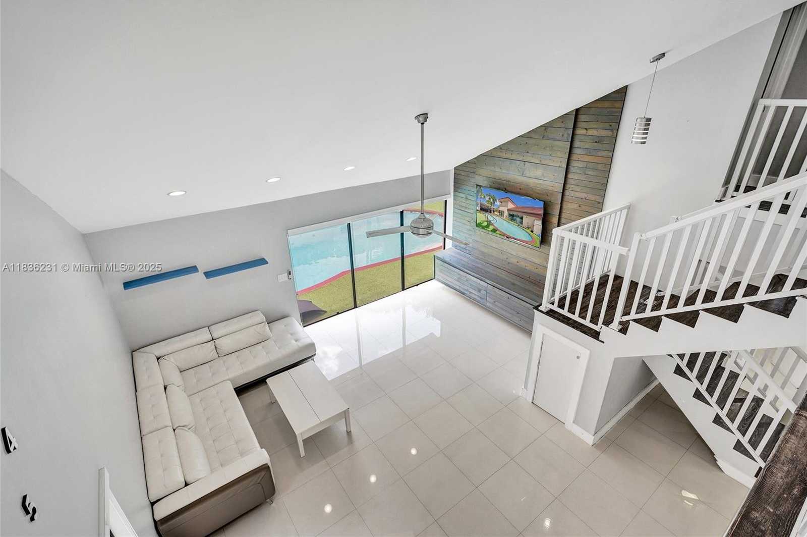 Small Image of 1000 NORTH EAST 204 LN #D, Miami Number 14
