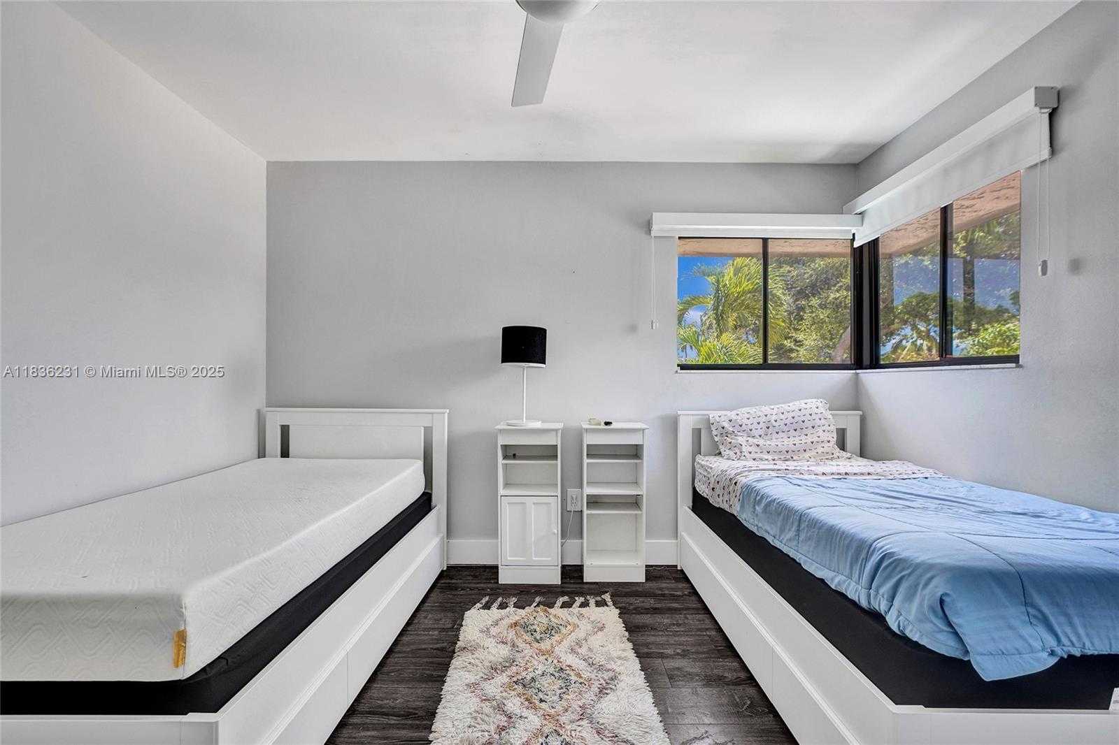 Small Image of 1000 NORTH EAST 204 LN #D, Miami Number 26