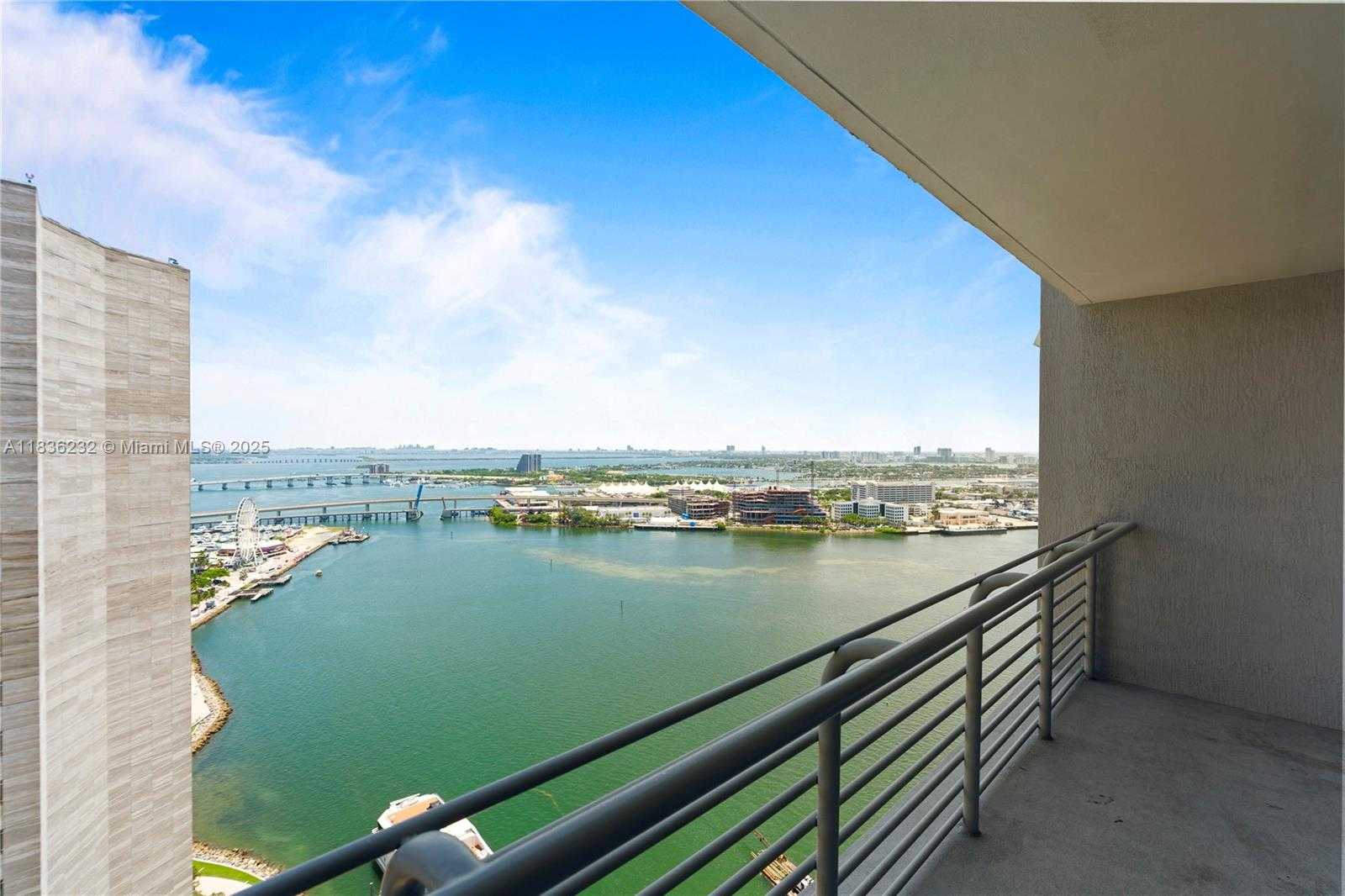 Small Image of 335 SOUTH BISCAYNE BLVD #3410, Miami Number 3