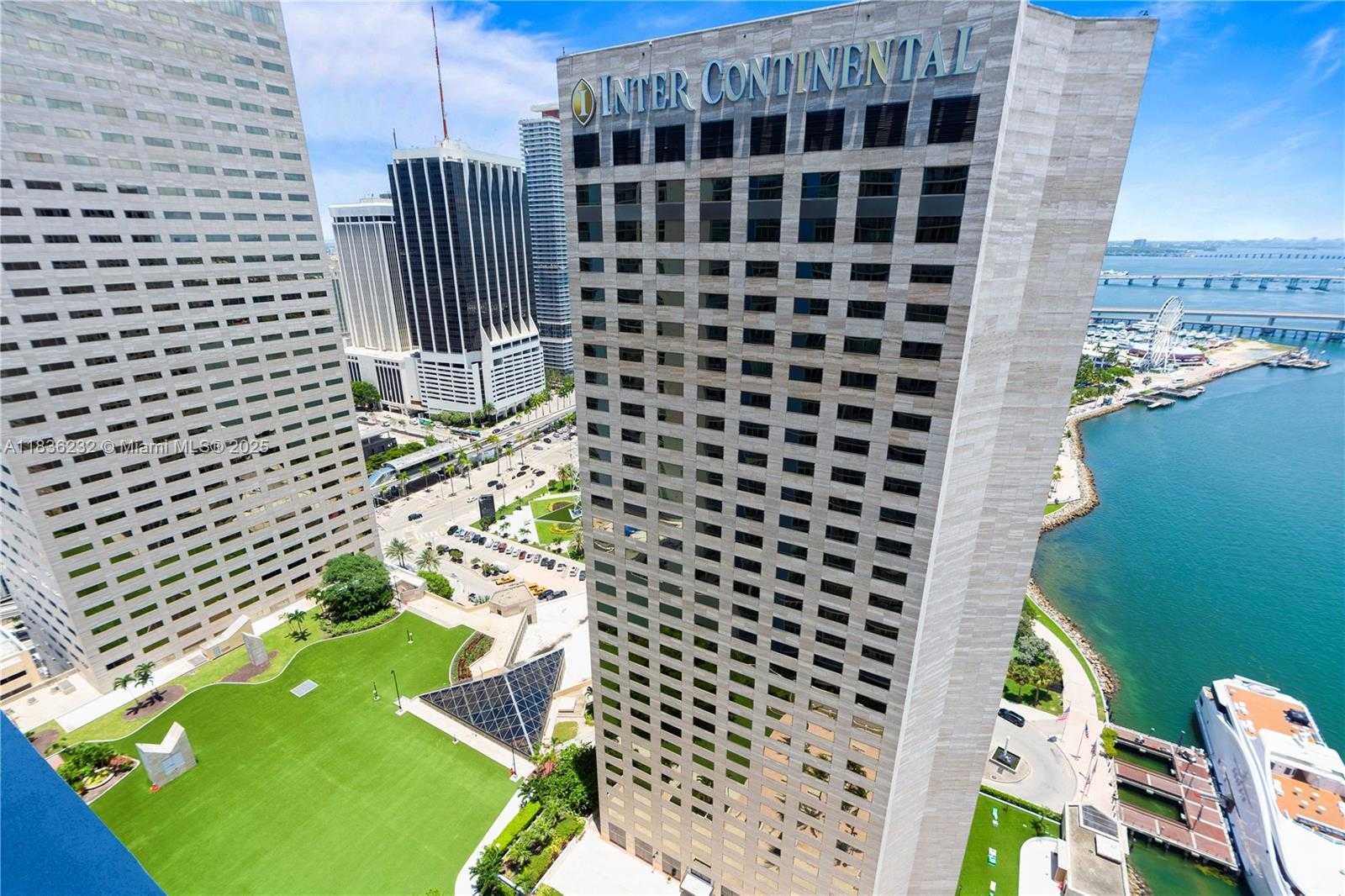 Small Image of 335 SOUTH BISCAYNE BLVD #3410, Miami Number 6