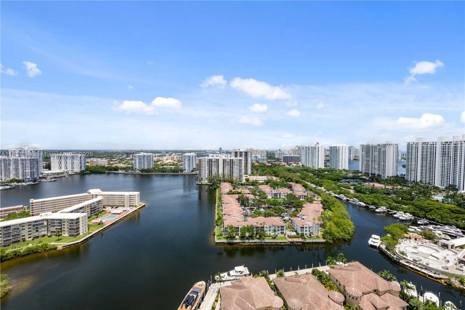 Small Image of 1000 WEST ISLAND BLVD #2909, Aventura Number 28