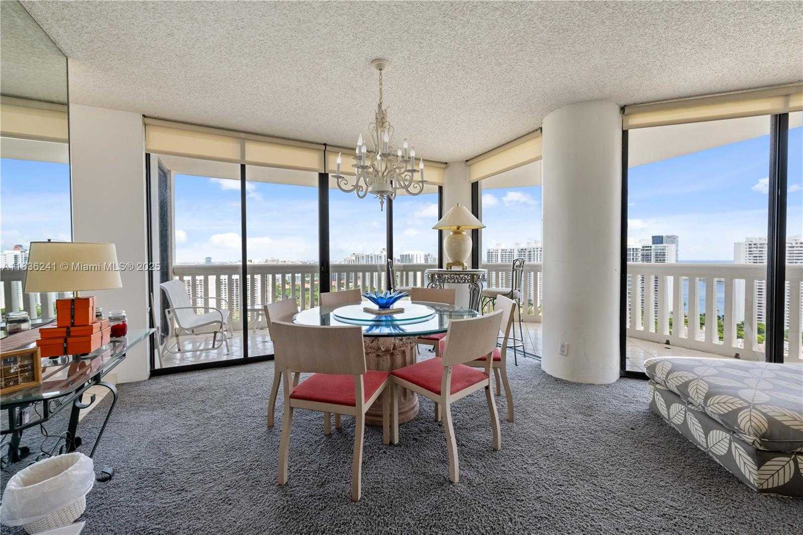 Small Image of 1000 WEST ISLAND BLVD #2909, Aventura Number 7
