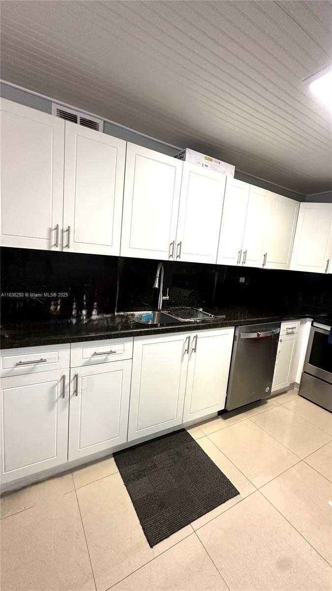 Small Image of 1810 WEST 56TH ST #3317, Hialeah Number 2