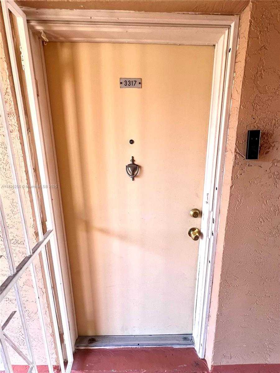 Small Image of 1810 WEST 56TH ST #3317, Hialeah Number 7