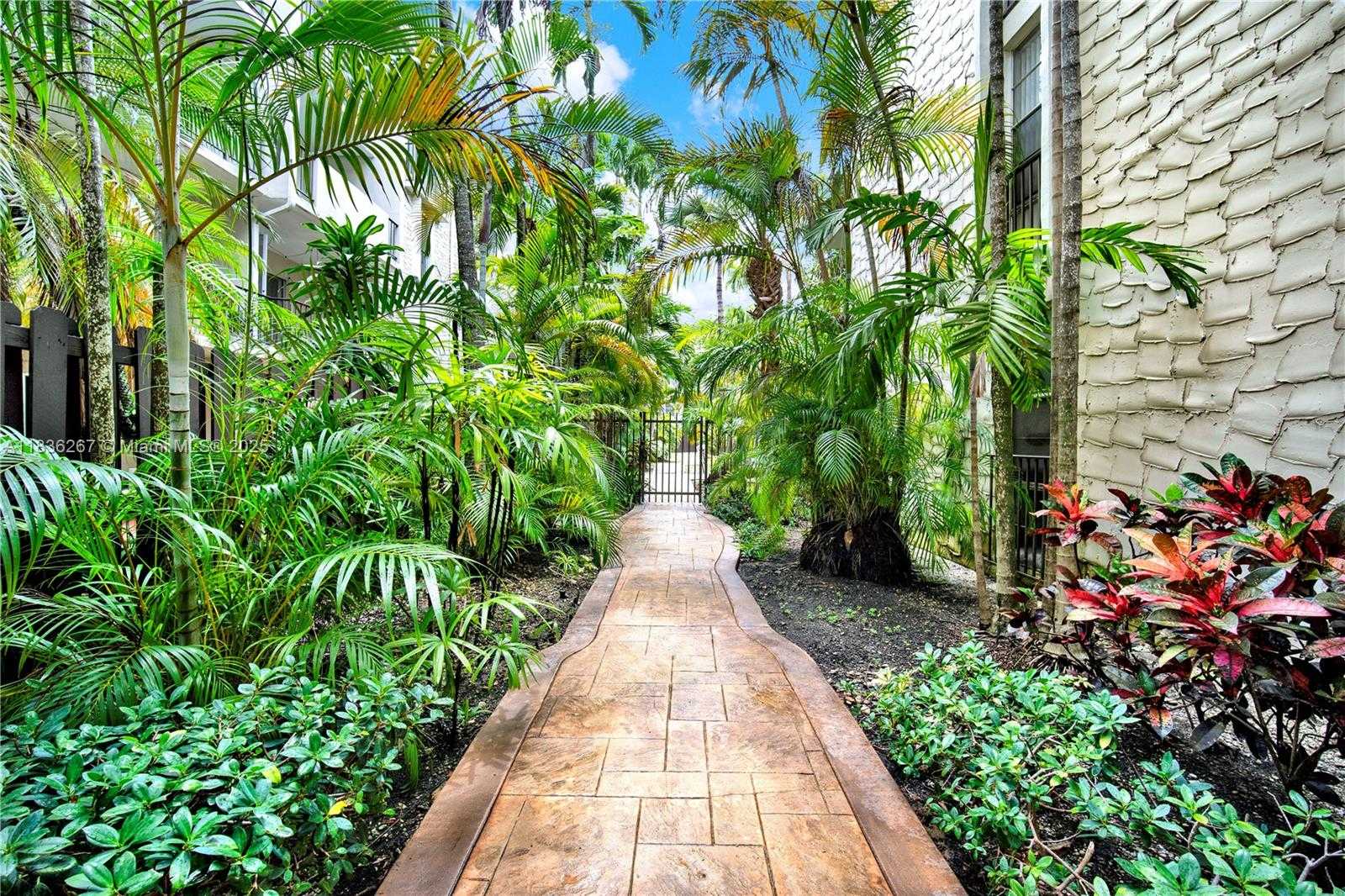 Small Image of 6886 NORTH KENDALL DR #D102, Pinecrest Number 2