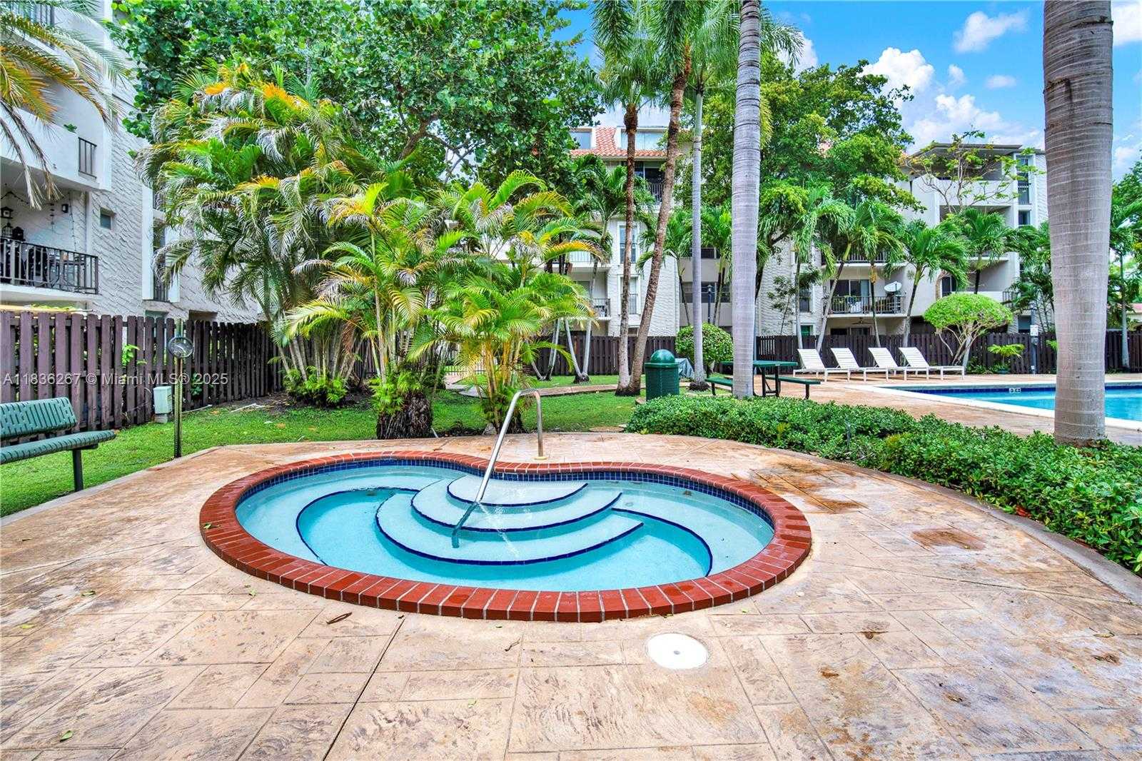 Small Image of 6886 NORTH KENDALL DR #D102, Pinecrest Number 31
