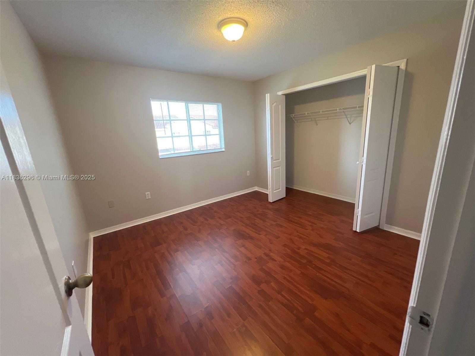 Small Image of 6865 SOUTH WEST 158TH PL, Miami Number 26