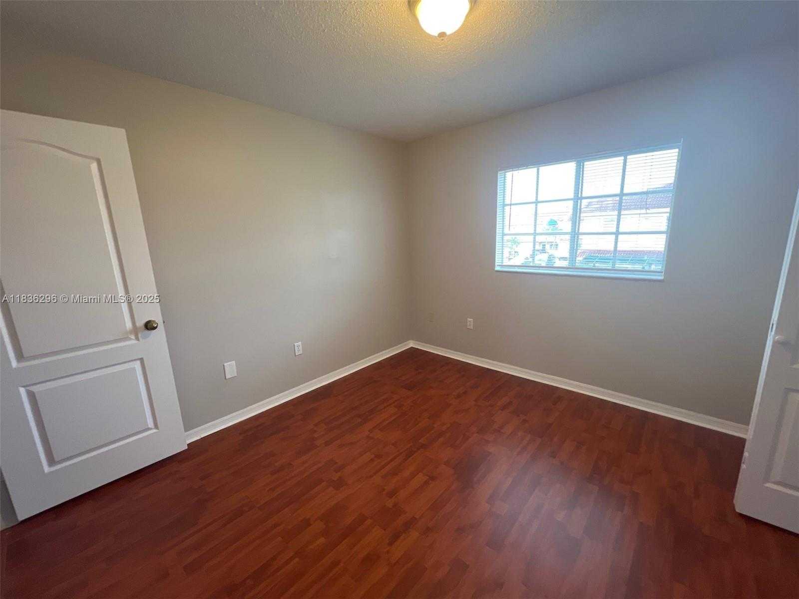 Small Image of 6865 SOUTH WEST 158TH PL, Miami Number 29