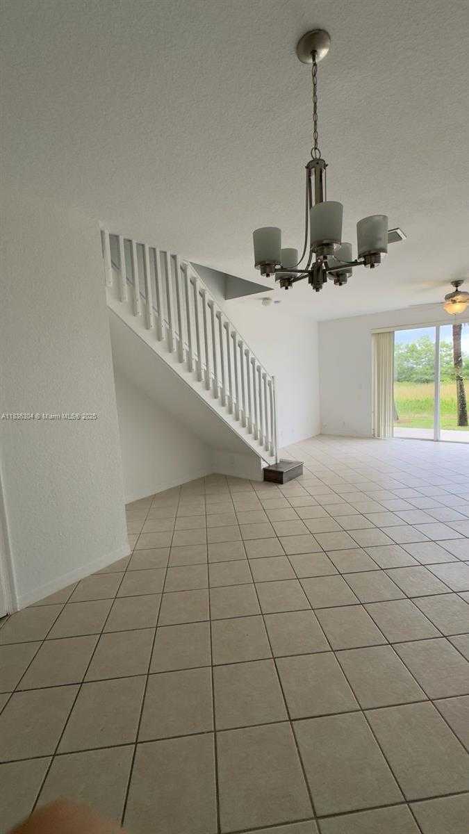 Small Image of 2487 CORDOBA BND, Weston Number 36