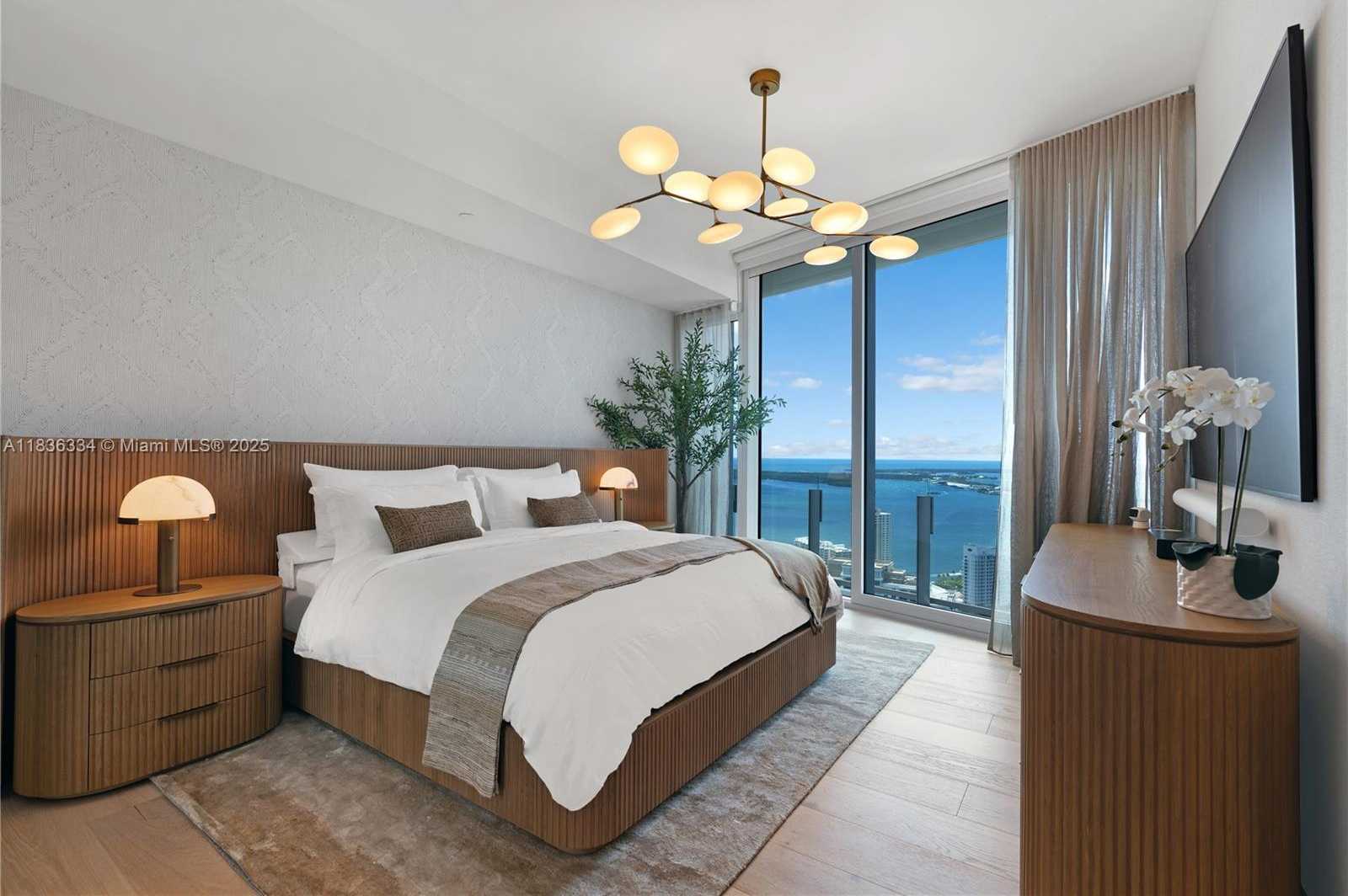 Small Image of 300 BISCAYNE BLVD WAY #4707, Miami Number 16