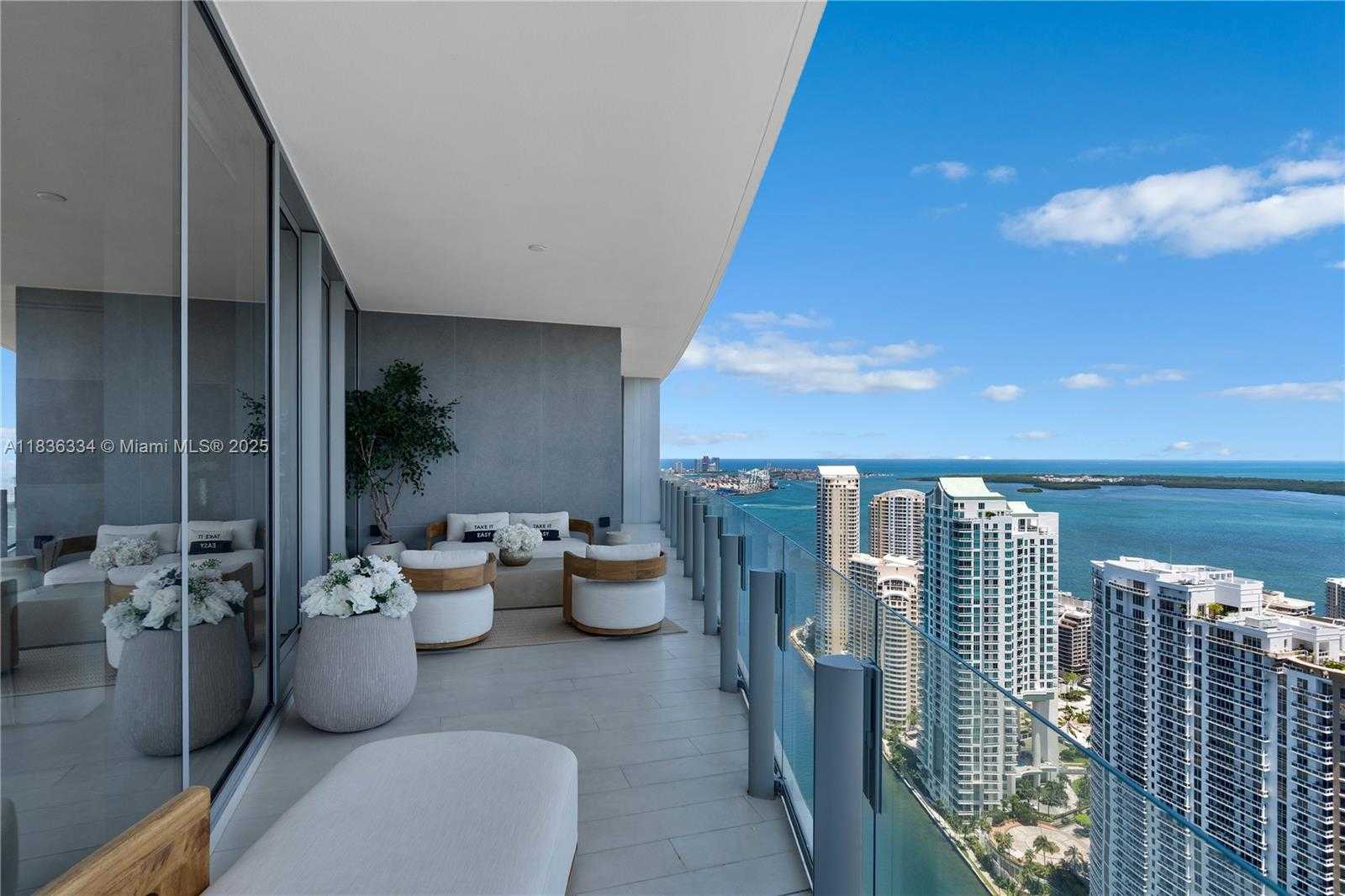 Small Image of 300 BISCAYNE BLVD WAY #4707, Miami Number 7