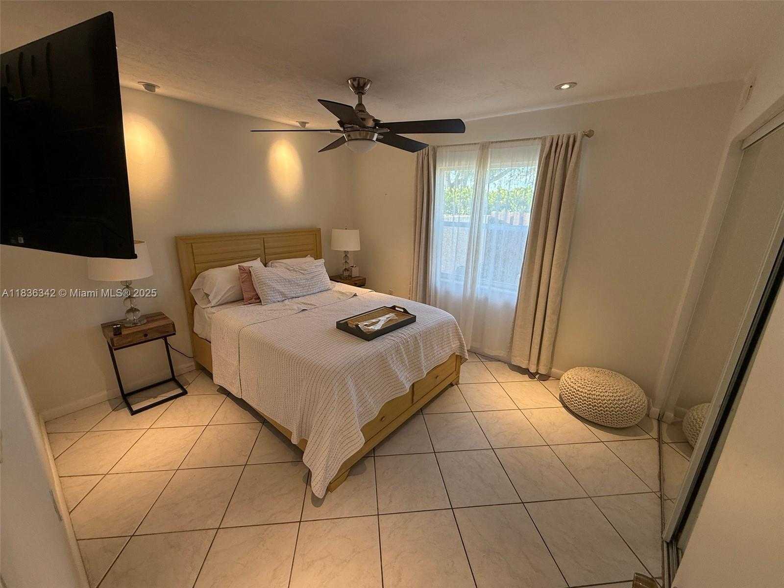 Small Image of 12413 SOUTH WEST 112TH TER, Miami Number 12