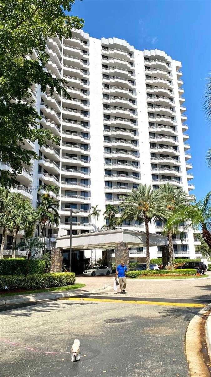 Small Image of 3300 NORTH EAST 191ST ST #1612, Aventura Number 29