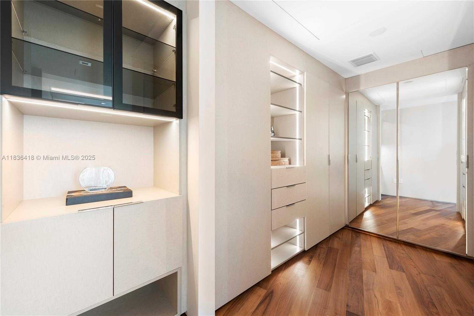 Small Image of 1300 MONAD TER #11B, Miami Beach Number 14