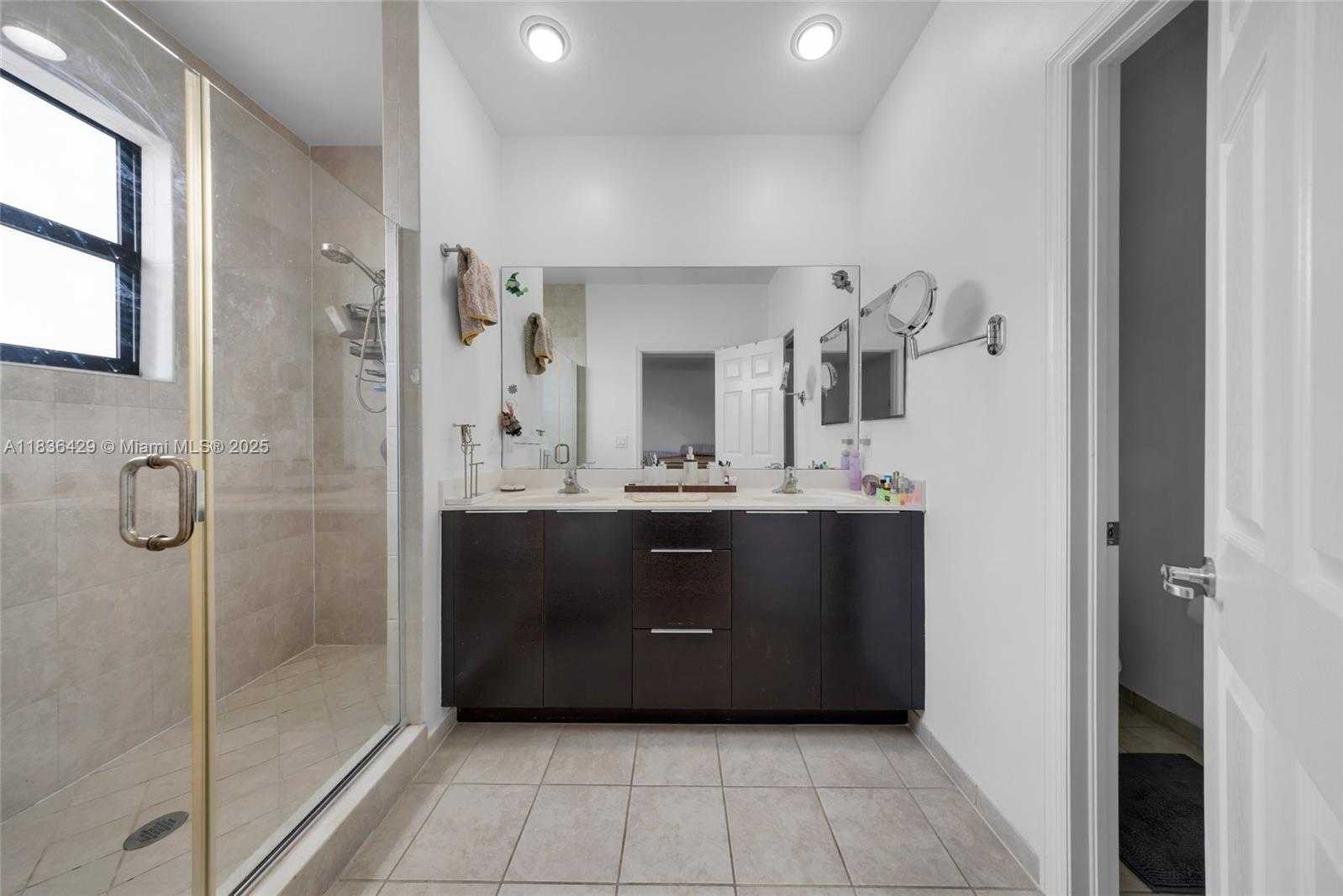 Small Image of 8877 NORTH WEST 103RD AVE, Doral Number 24