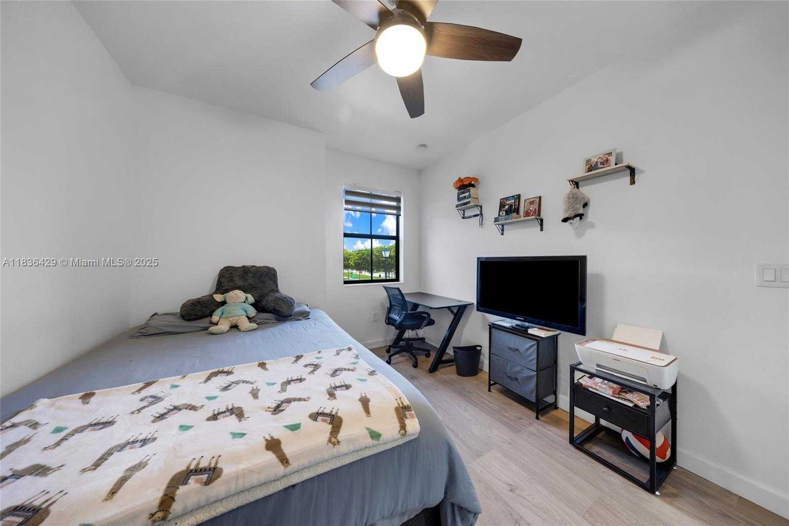 Small Image of 8877 NORTH WEST 103RD AVE, Doral Number 29