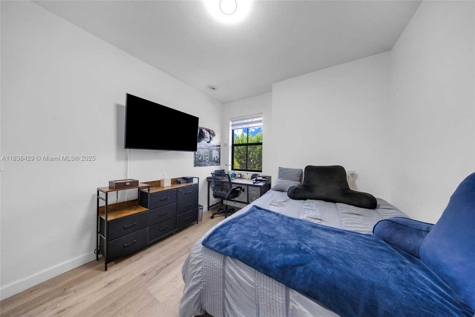 Small Image of 8877 NORTH WEST 103RD AVE, Doral Number 31