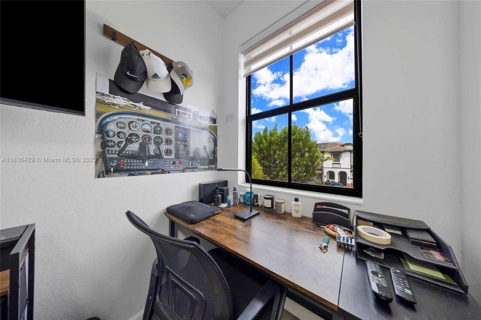 Small Image of 8877 NORTH WEST 103RD AVE, Doral Number 32