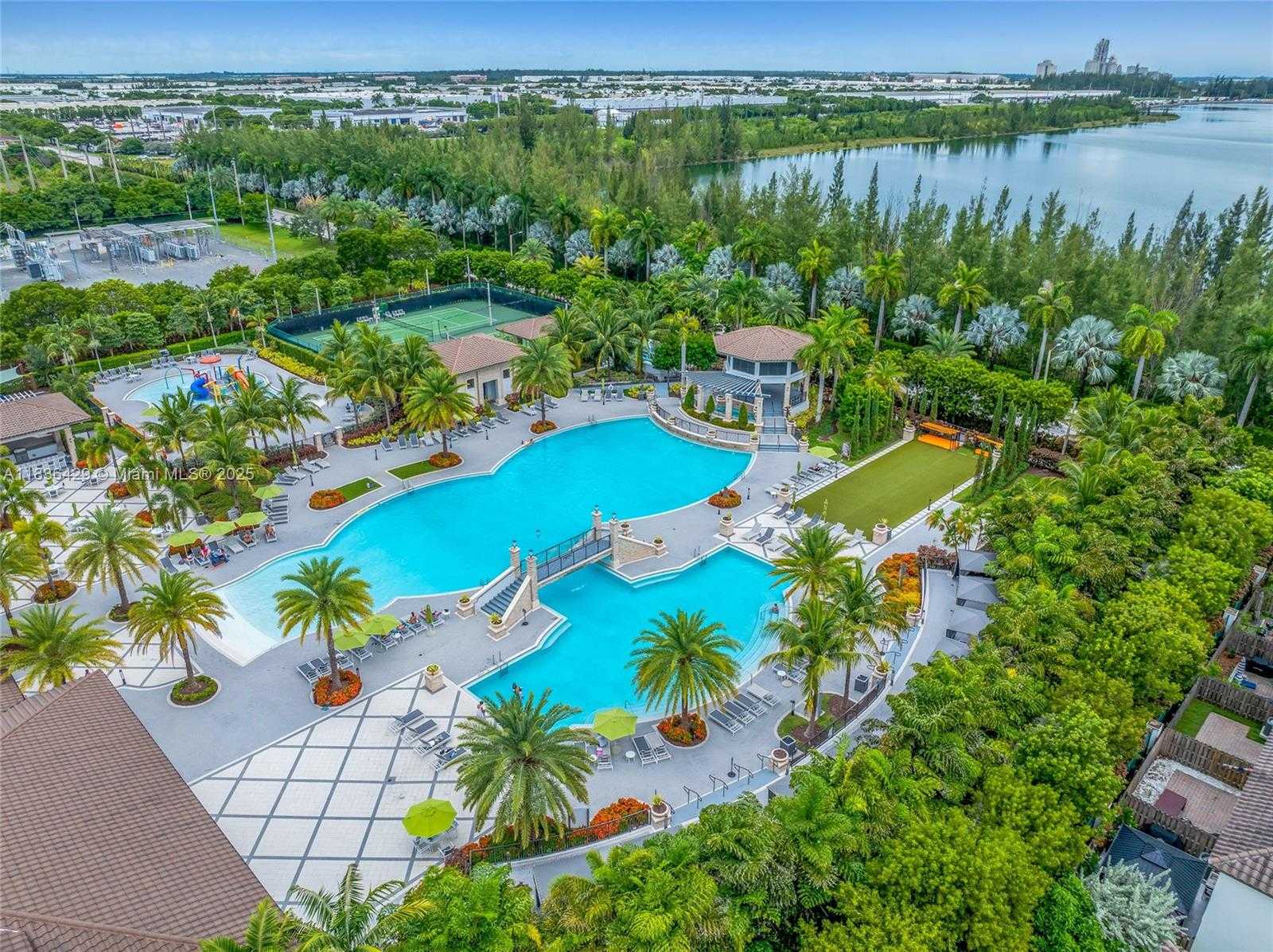 Small Image of 8877 NORTH WEST 103RD AVE, Doral Number 36