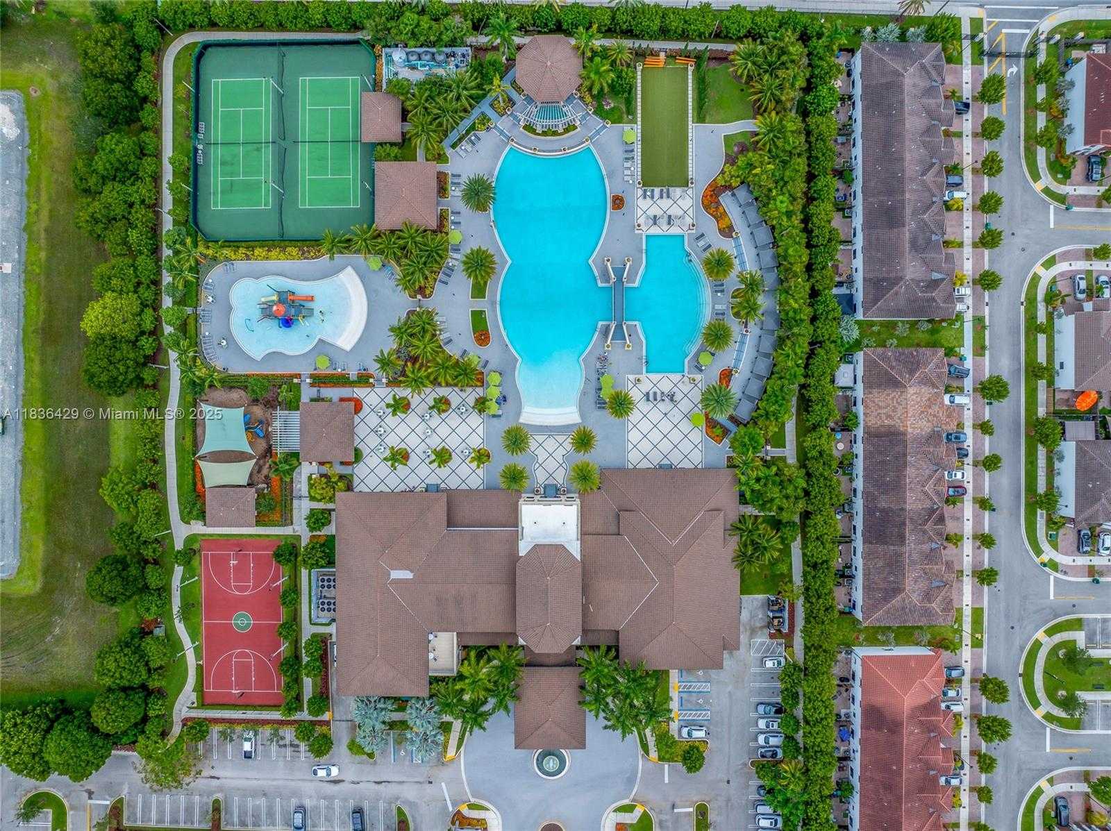 Small Image of 8877 NORTH WEST 103RD AVE, Doral Number 39